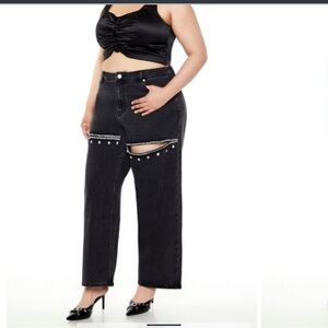 Stylish Black Women Jeans with Pearl Detailing